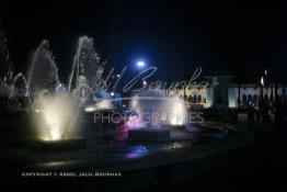 Image du Maroc Professionnelle de  L'ancienne fontaine lumineuse et musicale de Casablanca qui étai l’une des plus importante attraction du centre ville  de la cité blanche, la fierté des Bidaouis surtout durant les années soixante dix et quatre vingt. Située sur la place Mohammed V, Mercredi 21 Novembre 2012. (Photo / Abdeljalil Bounhar) 